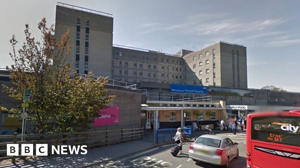 Devon hospitals have more than 400 Covid patients BBC News