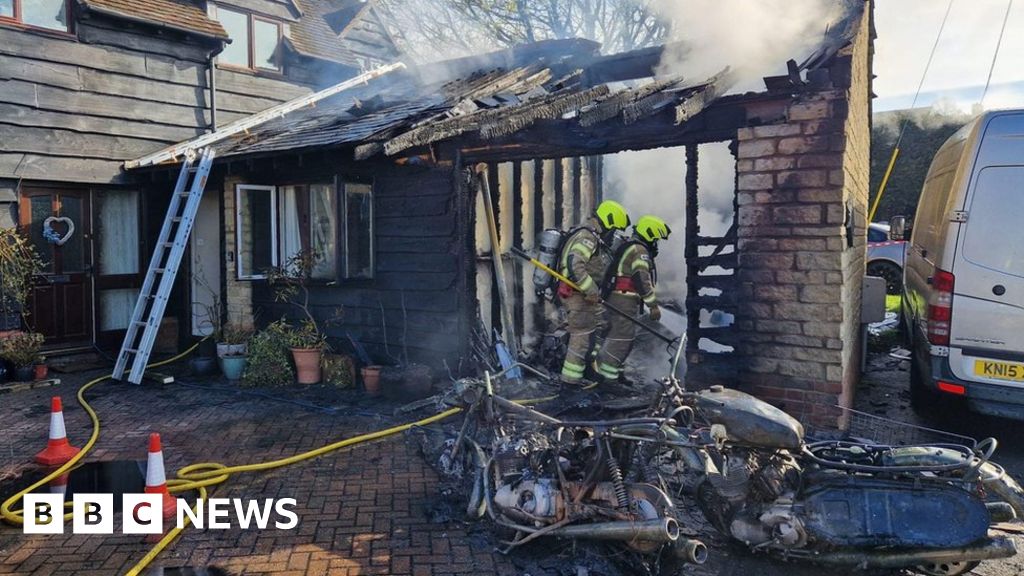 Wantage fire destroys garage and brings down power cables