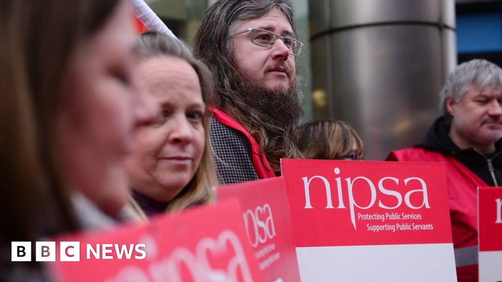 NI civil servants to strike on same day as teacher walkout