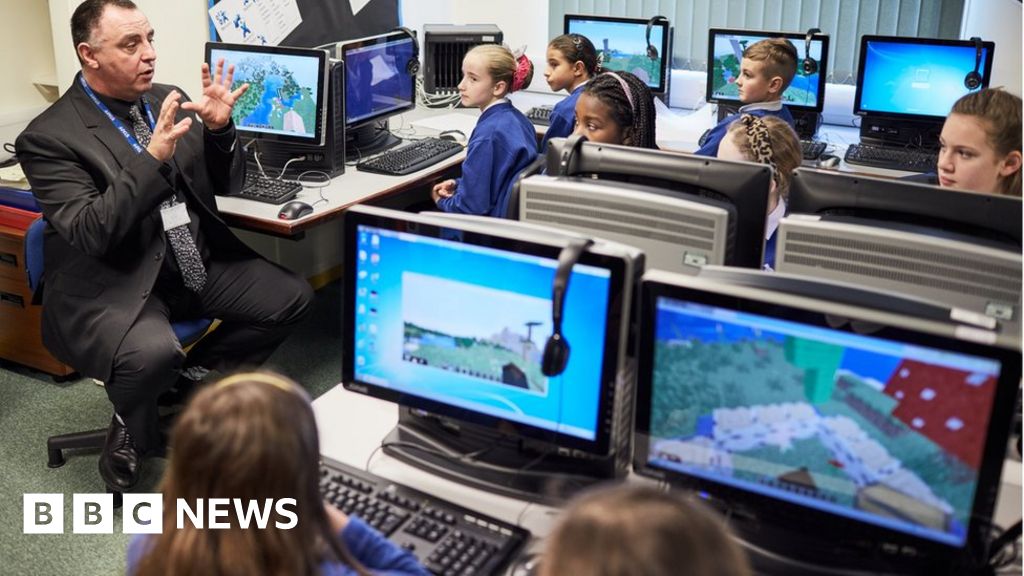 Minecraft To Launch Education Edition Bbc News