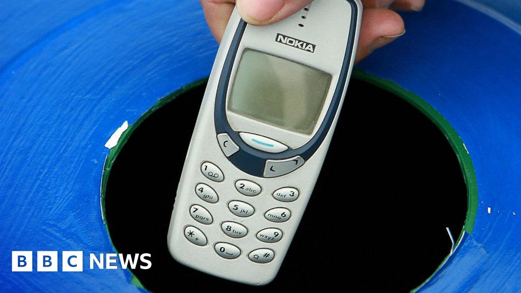 8 things you should know about the new Nokia 3310