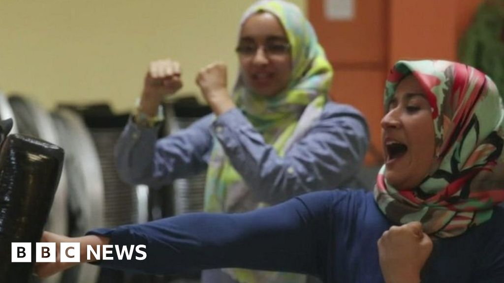 Teaching Self Defence To Muslim Women Bbc News