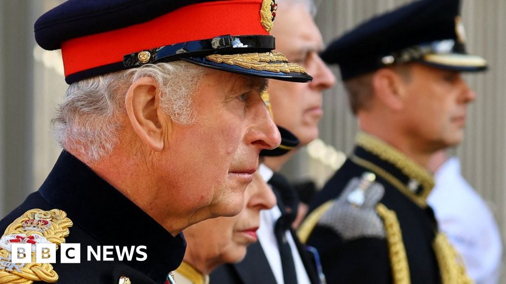 Queen Elizabeth II's children in poignant reunion walk