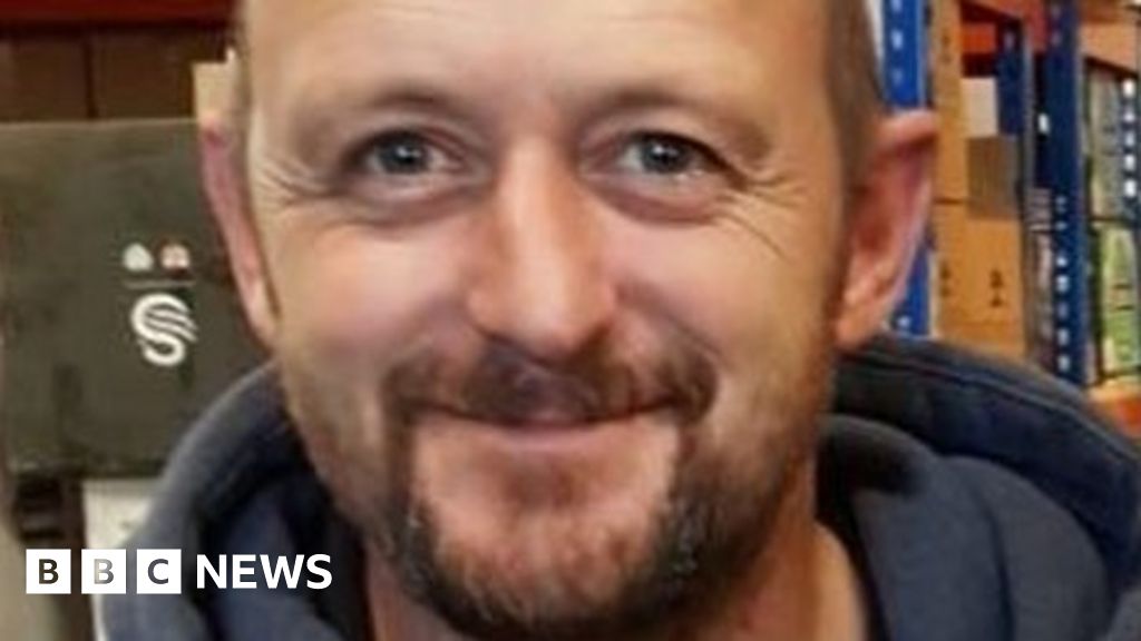 Motorcyclist dies in Orkney crash