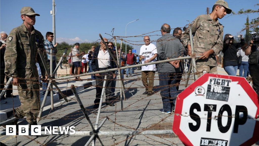 Cyprus opens first new border crossings in years - BBC News