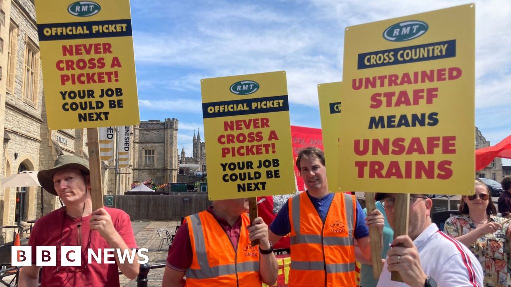 Rail strike: Bristol staff say replacing them is dangerous