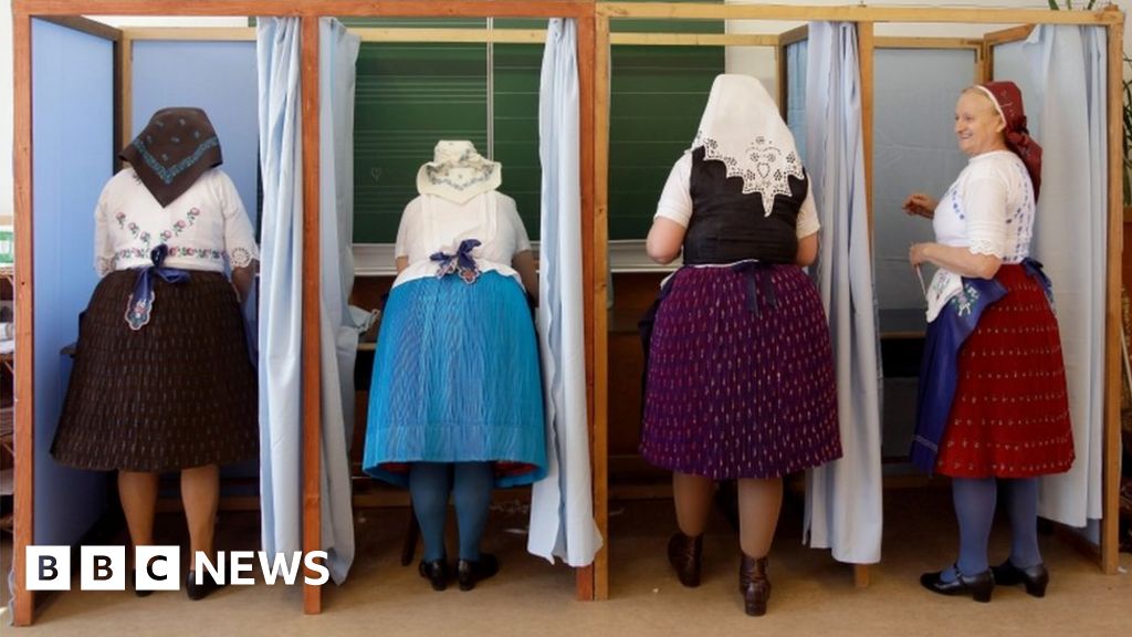 Orban tipped to win in Hungary vote