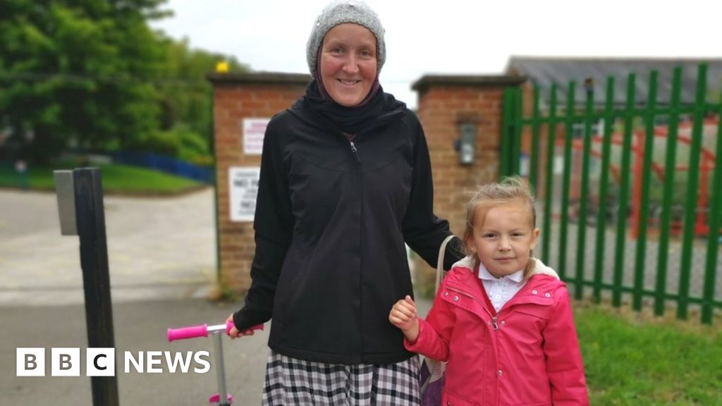 Coronavirus: Leicester schoolchildren kept at home in local lockdown