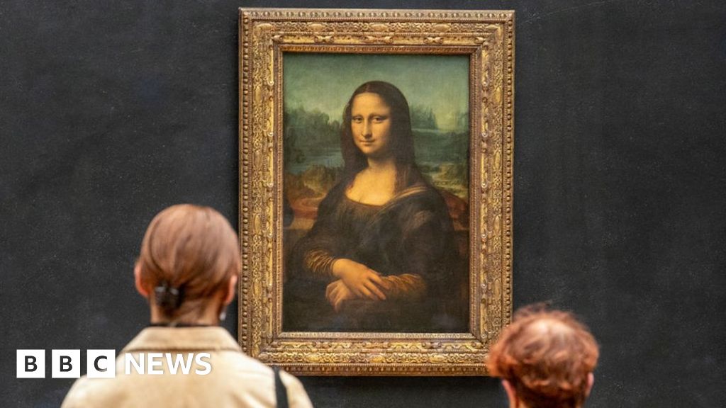 Мона Лиза: Протестиращите хвърлят супа върху картината на да Винчи