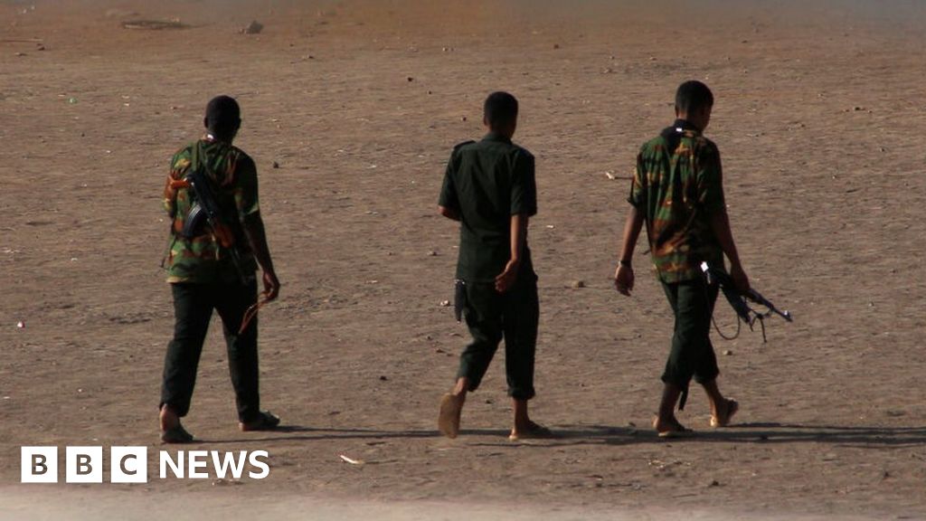 Sudan conflict: Air strikes and clashes as new ceasefire begins