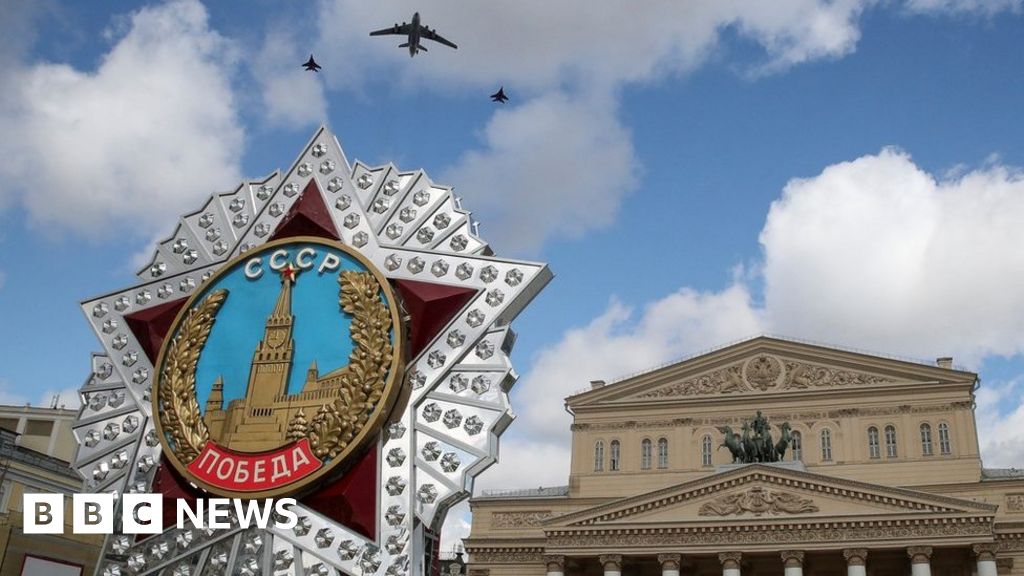 Victory Day parade: All eyes on Moscow - and what Putin does next