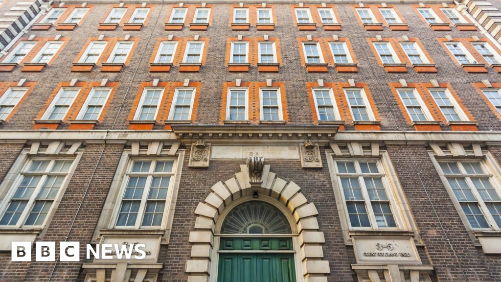 Indian billionaire buys old Scotland Yard site for £110m - BBC News