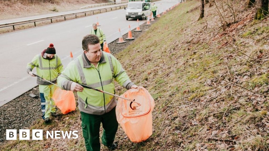 Roadside litter Who should pick up the bill? BBC News
