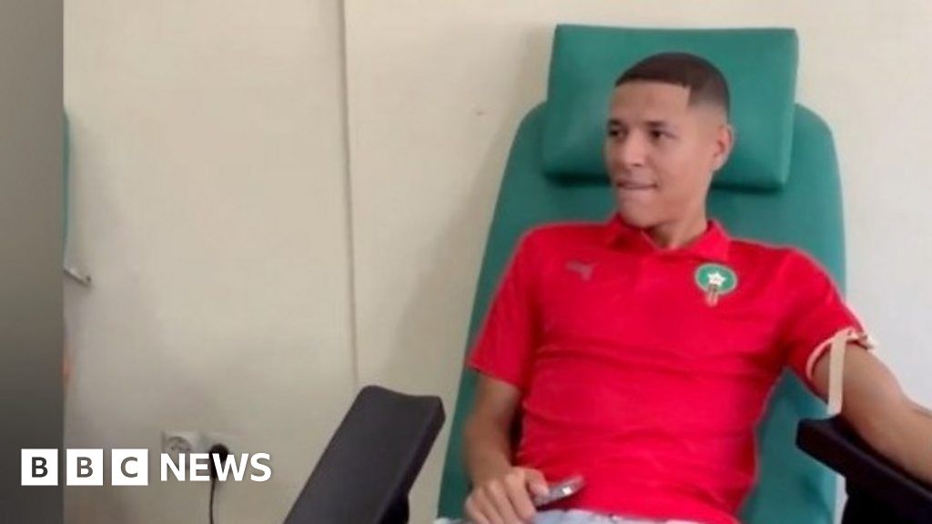 Morocco’s national football team give blood after quake