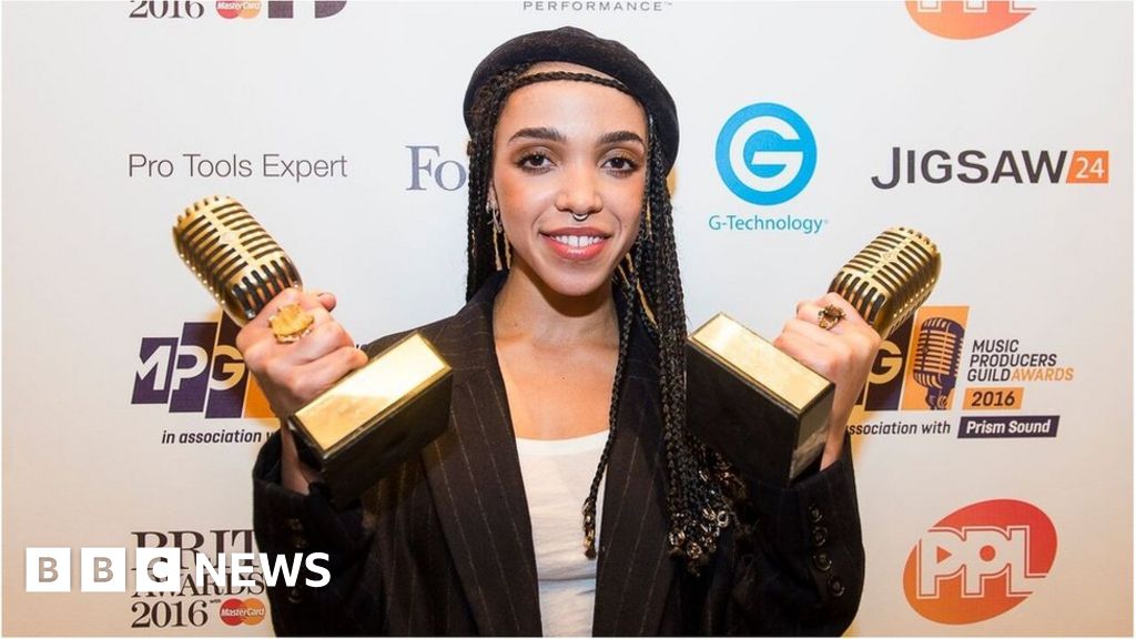 Female producers take top music awards - BBC News