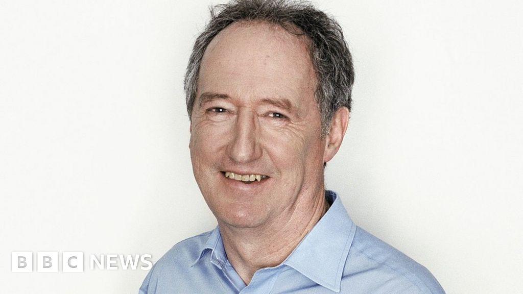 Roger Bolton: Radio 4 Feedback presenter 'would have liked to continue'