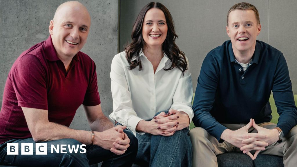 bbc.co.uk - New dawn as Radio Scotland breakfast programme goes on air - BBC News