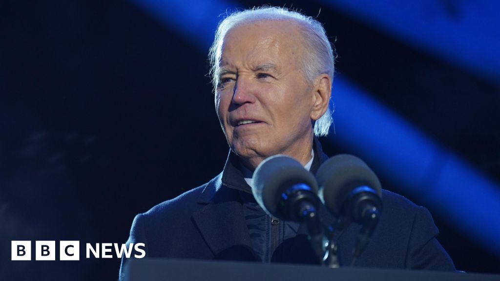 Biden mempertimbangkan pengampunan preventif untuk kritikus Trump