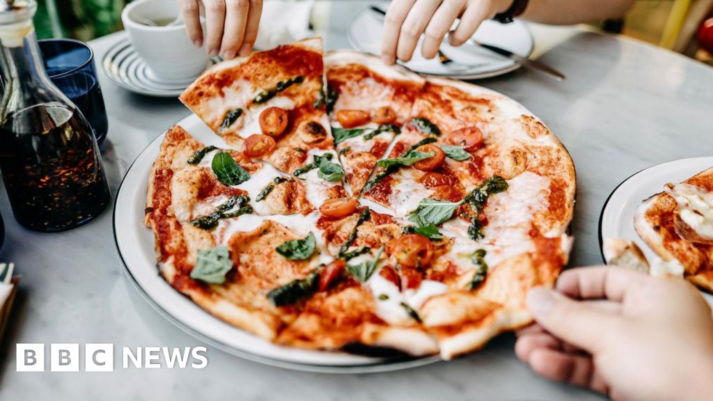 German police raid pizzeria serving side order of cocaine