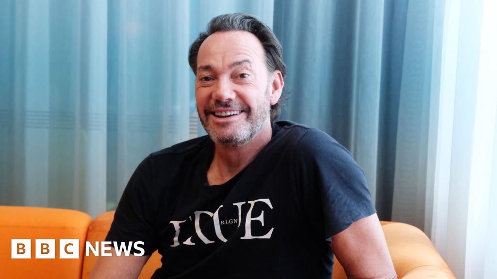 Craig Revel Horwood bringing Christmas musical to Cheltenham