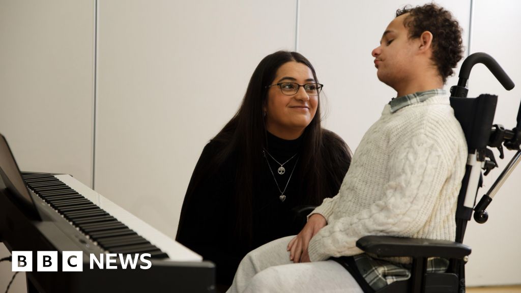 Parents to open 'virtual hospice' after unit shuts