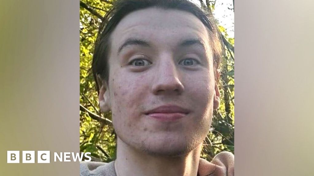 Finbar Sullivan: Two arrested over fatal Primrose Hill stabbing