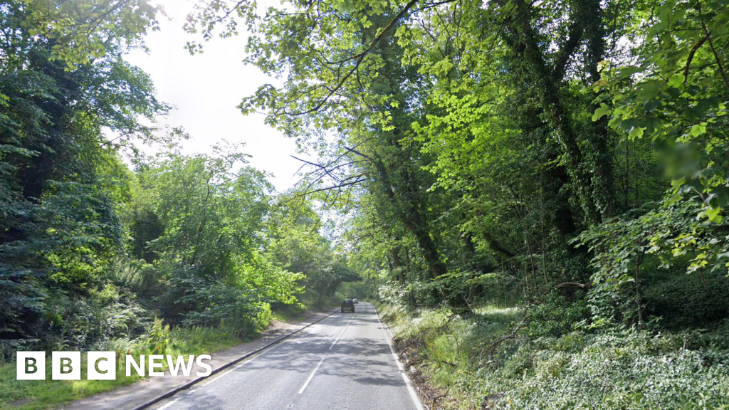 Teenager Dies in Peak District Car Crash Into Tree