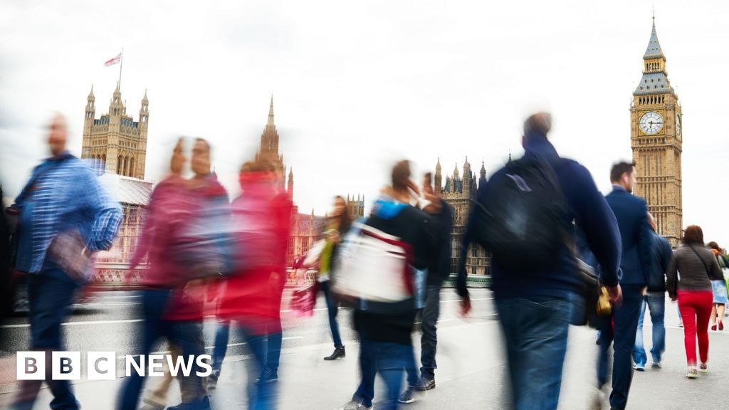 UK borrowing costs hit highest for 18 years as uncertainty over PM continues