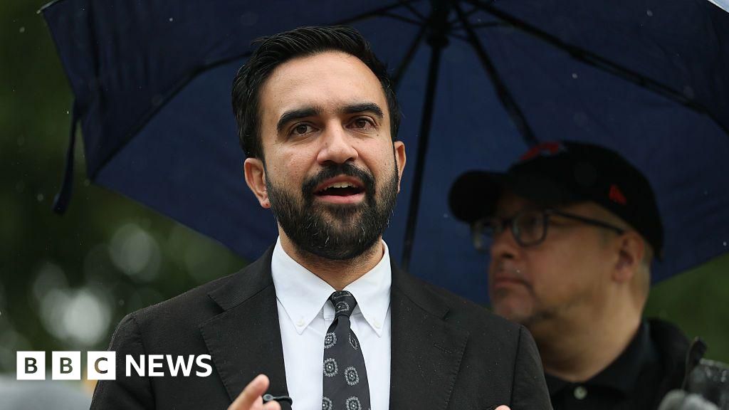 Democratic New York governor endorses Zohran Mamdani for NYC mayor