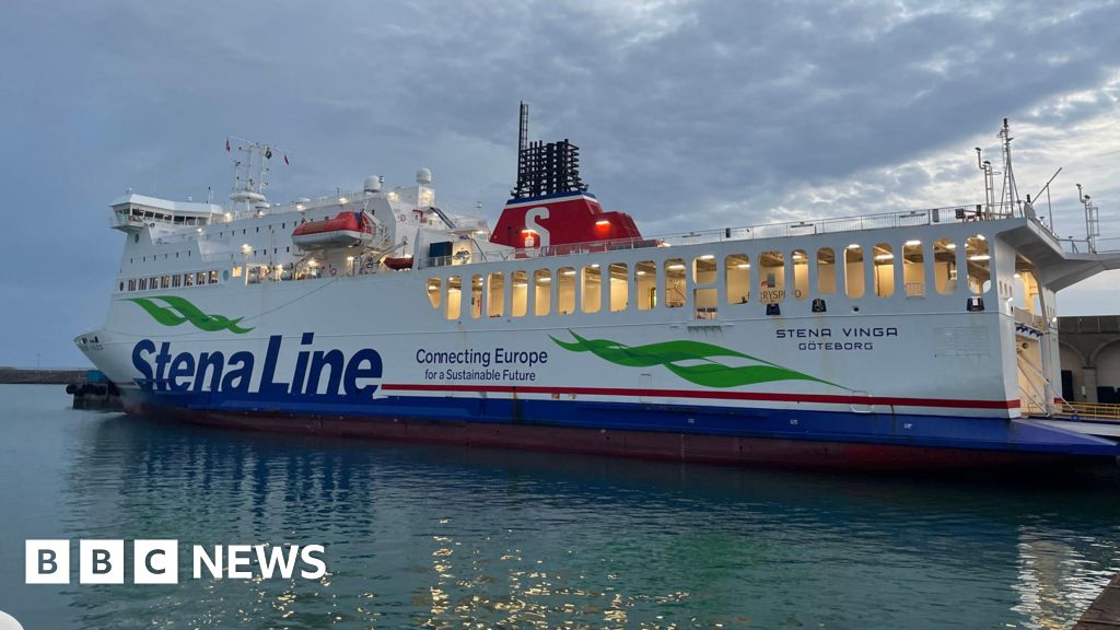 Mixed reaction to DFDS inter-Channel Islands ferry plan