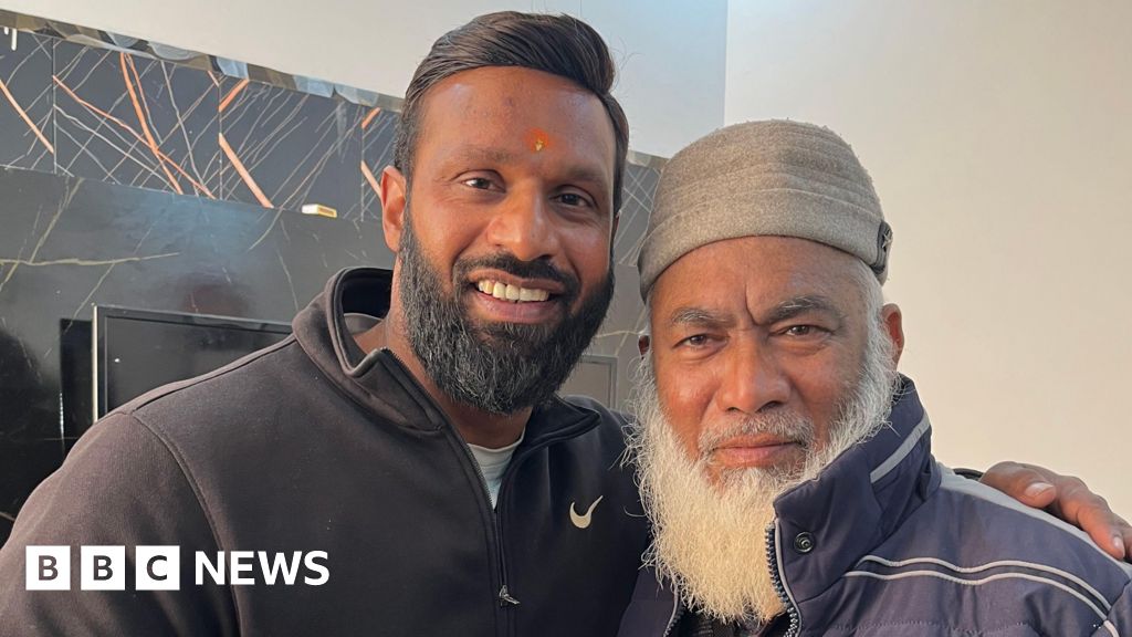 Казвам се Мохамад Дийпак С тези пет прости думи хиндуист