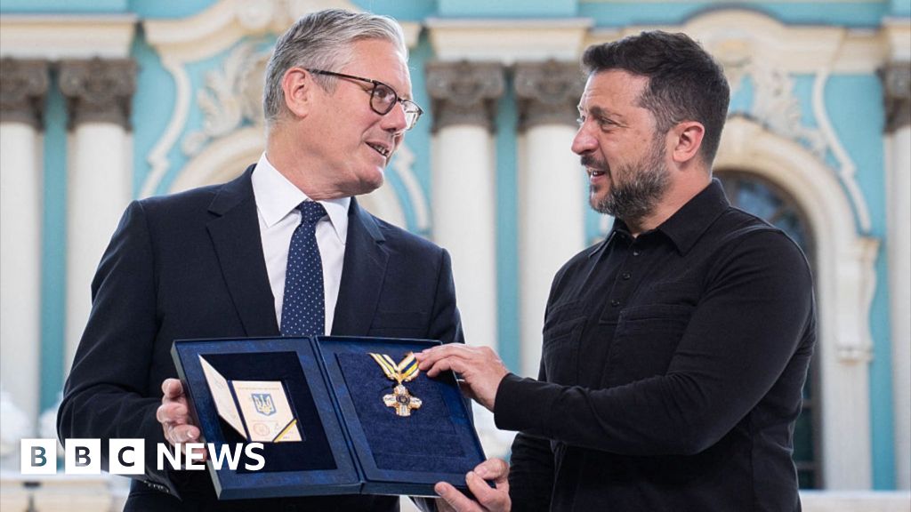 Starmer given Order of Freedom medal in final Ukraine trip as PM