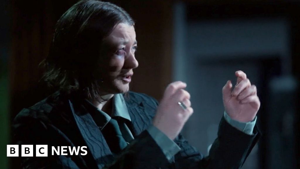 Deaf actress Sophie Stone on Shakespeare with sign language