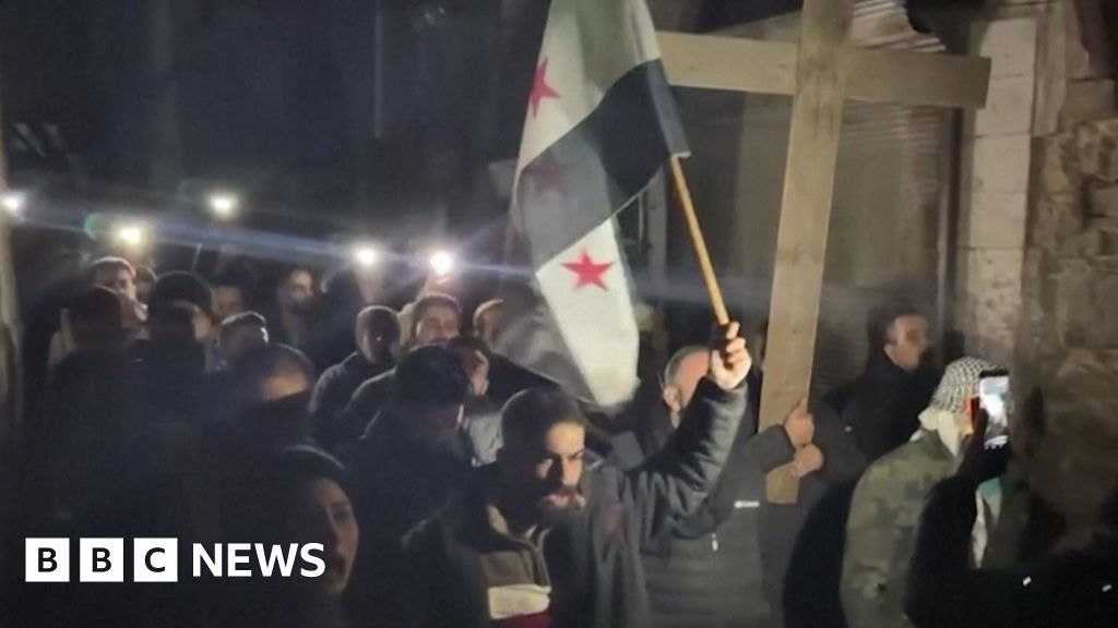 Protests erupt in Syria over Christmas tree burning