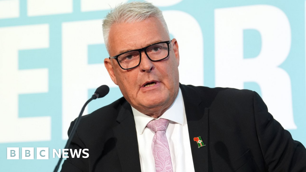 সংস্কার উদ্বেগ সঙ্গে মানুষের পিপ পেমেন্ট কমানোর প্রস্তাব সংস্কার উদ্বেগ সঙ্গে মানুষের পিপ পেমেন্ট কমানোর প্রস্তাব