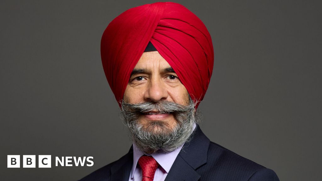Labour MP Jas Athwal resigns as Redbridge councillor amid criticism
