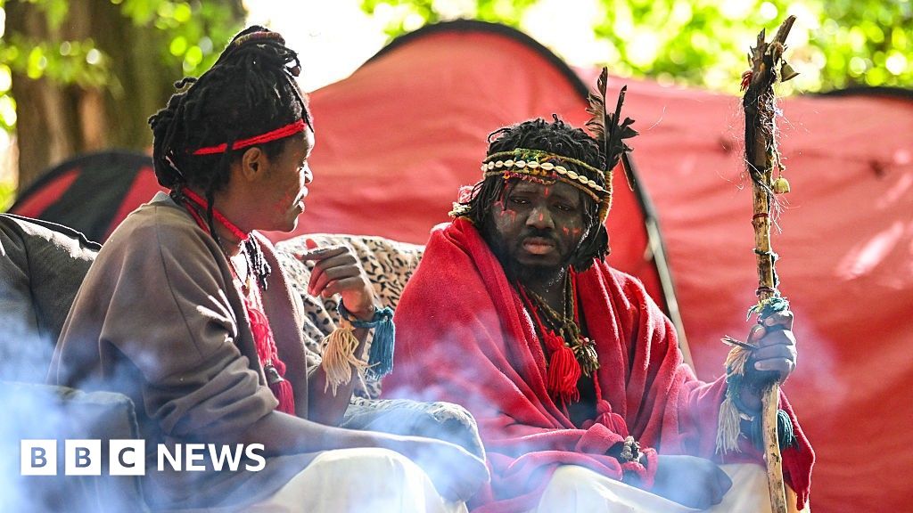 'African tribe' evicted - but set up new camp just metres away