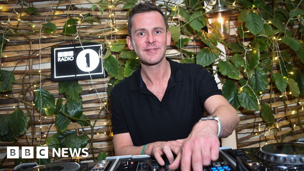 Scott Mills questioned by police in 2018 over sexual offence allegations against teenage boy