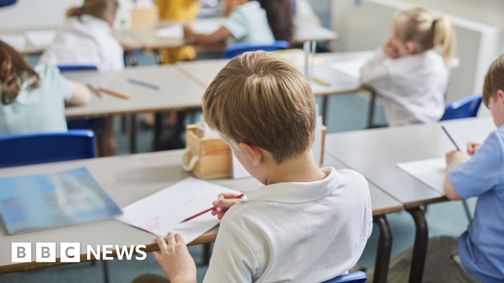 Are hot schools putting pupils and teachers at risk?