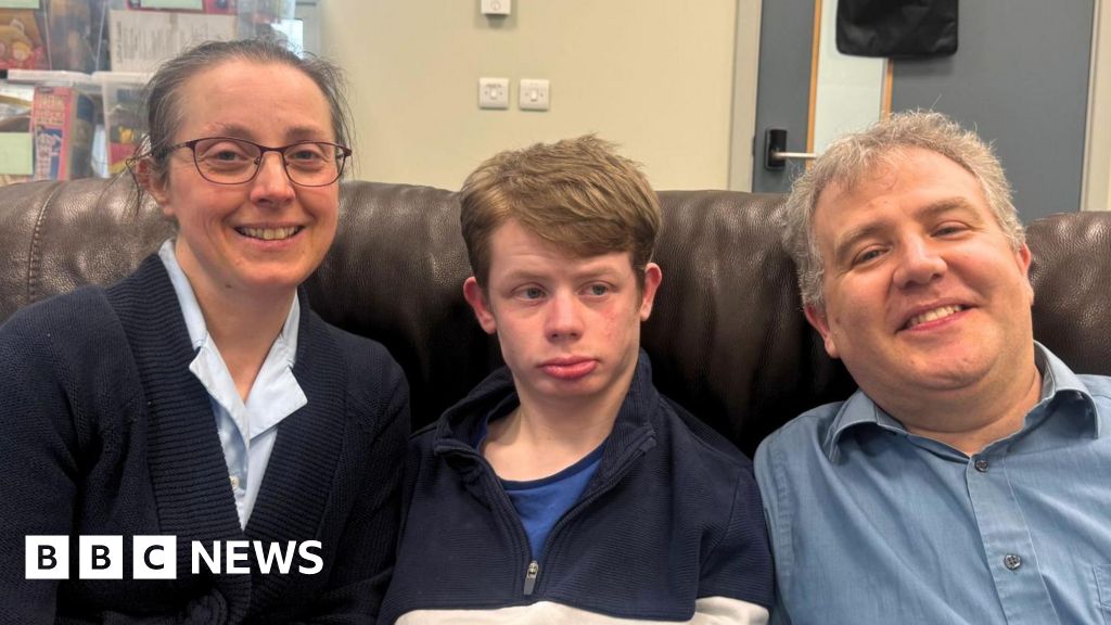 bbc.co.uk - Emily Johnson - Music therapy brings the world 'alive' for York boy