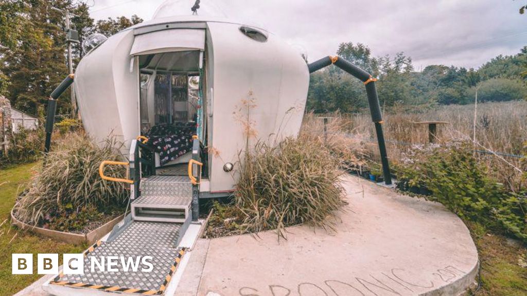 UFOs and a Tardis - why unusual holiday stays are booming