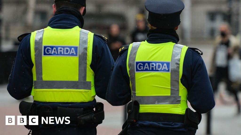 Мъж загина след стрелба в ресторант в Дъблин