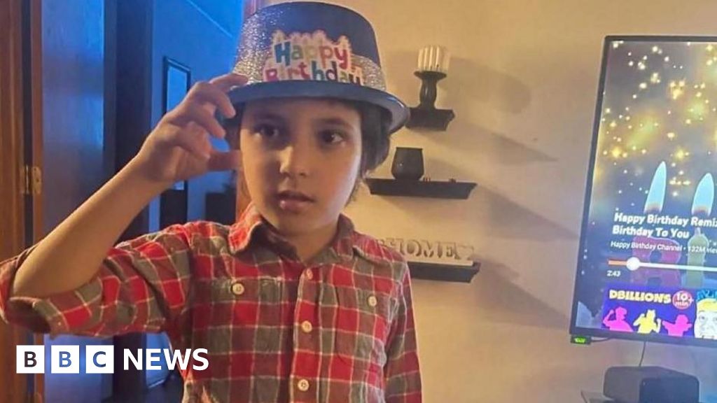 Illinois landlord gets 53 years for fatally stabbing Palestinian-American child thumbnail