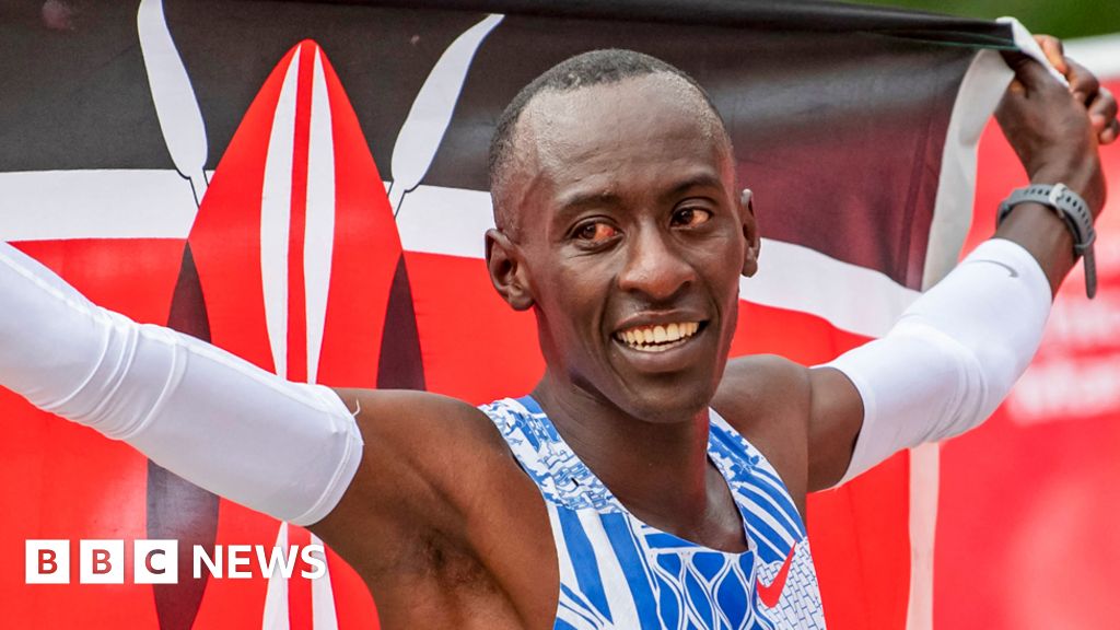 Marathon world record holder Kelvin Kiptum dies in Kenya crash