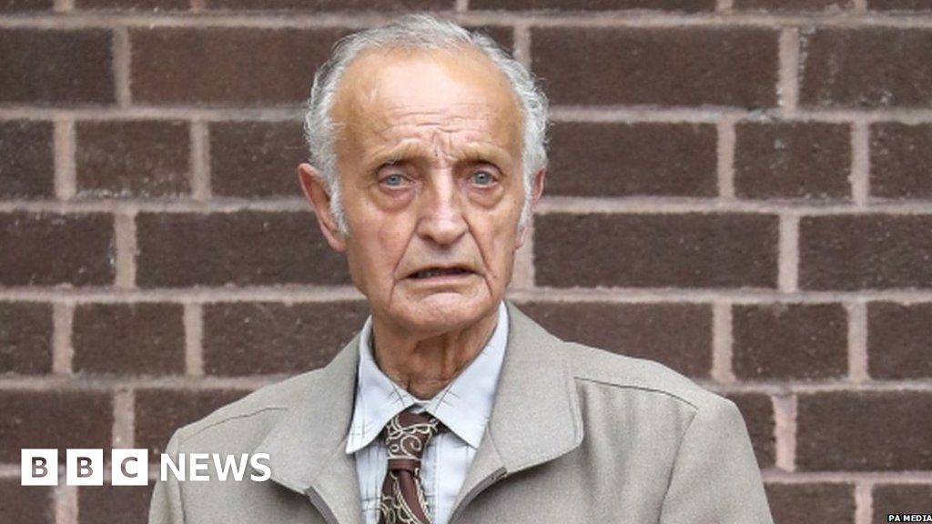Getaway driver, 81, jailed after Bognor Regis drugs stabbing BBC News