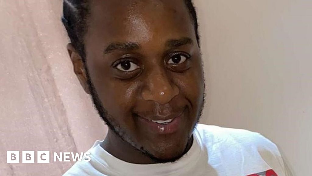 Shooting victim who died after car dropped him off at hospital named