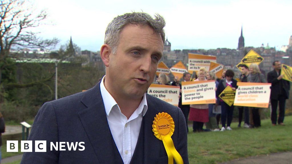 Lib Dems Pledge Extra Powers For Scottish Councils - BBC News