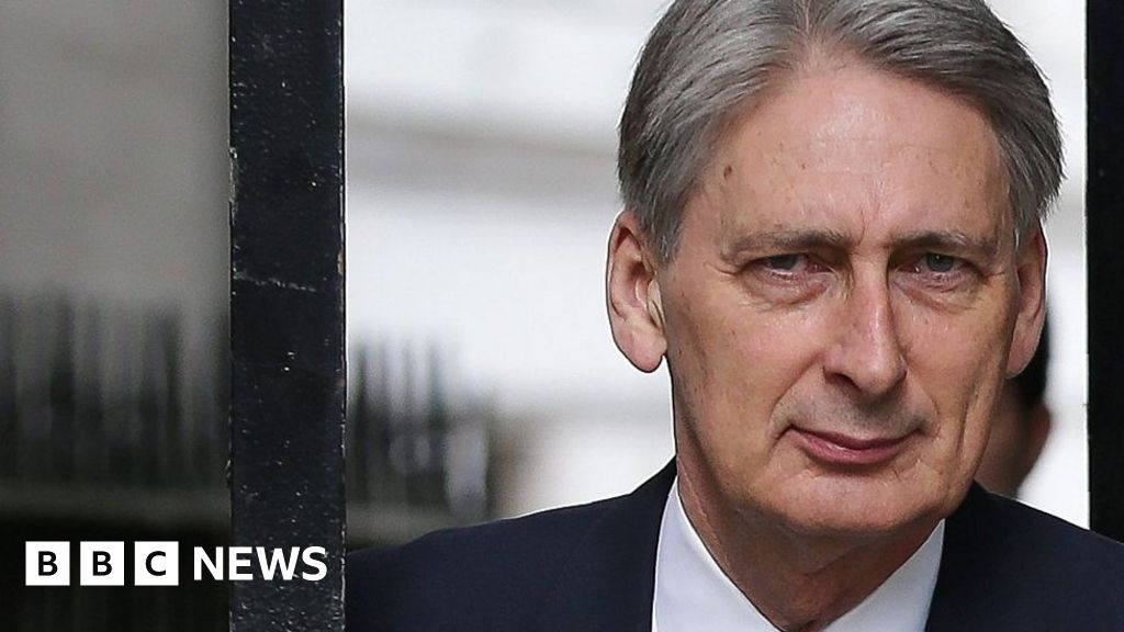 Absurd To Promise Eu Citizens Can Stay In Uk Hammond Bbc News 5821