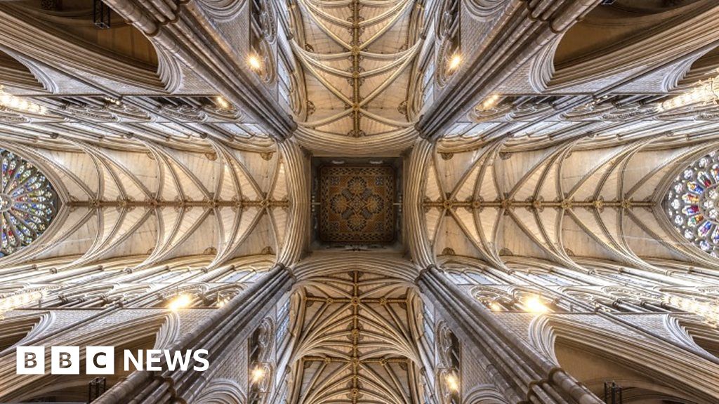 A 360° King’s coronation view inside Westminster Abbey