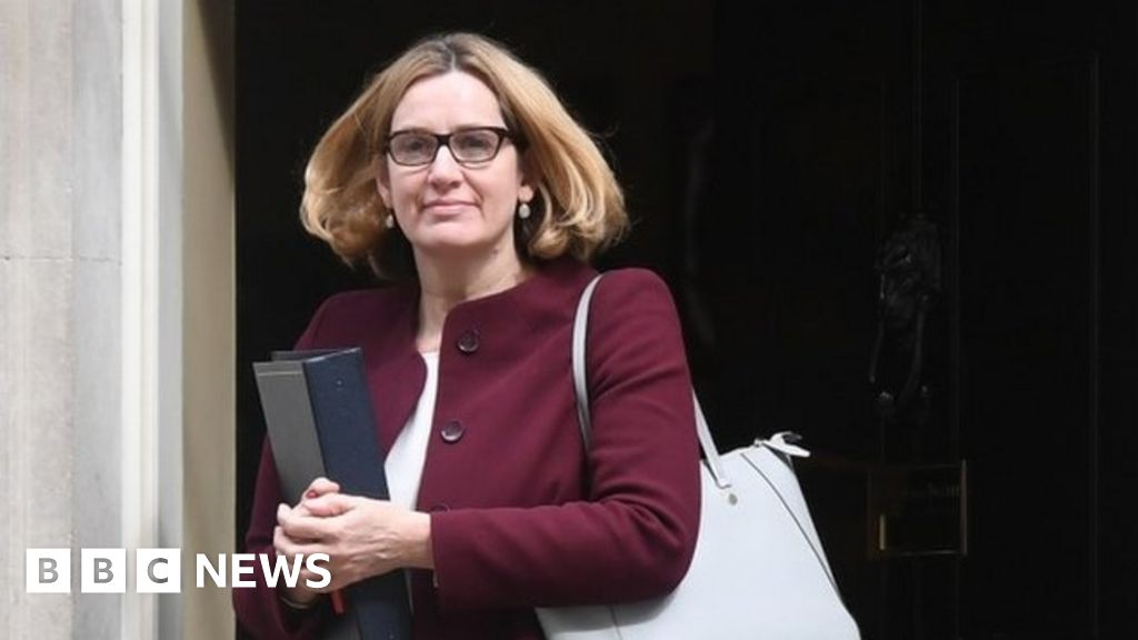 Amber Rudd 'made a mistake but didn't mislead' - BBC News